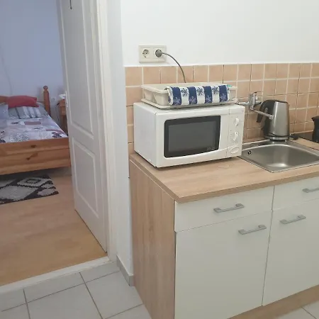 Fonix Panzio 3* Eger