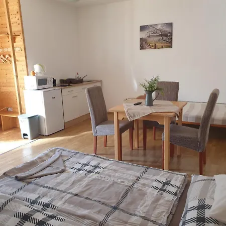 Főnix Panzió Eger
