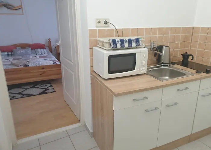 Fonix Panzio 3* Eger